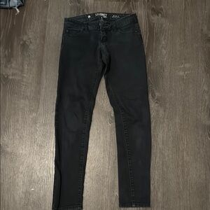 Black Skinny Jeans